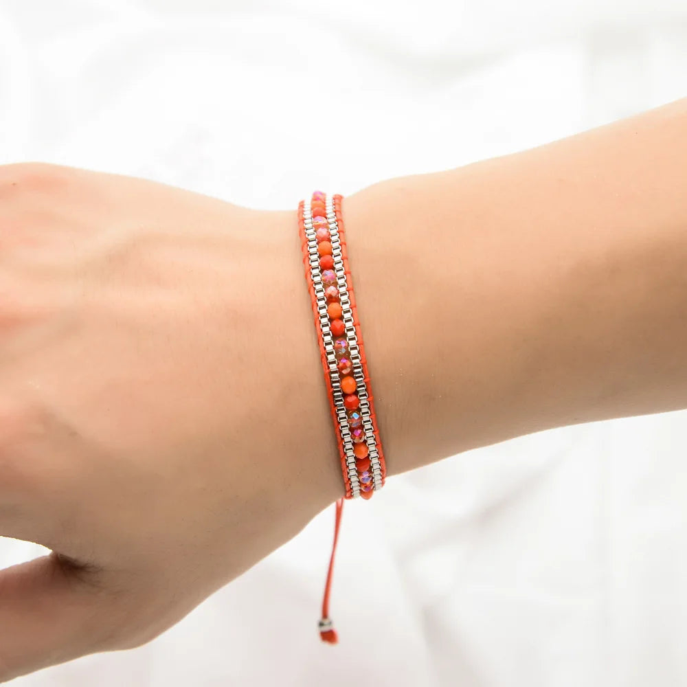 Pulsera Étnica Ajustable con Cuentas de Colores Hecha a Mano