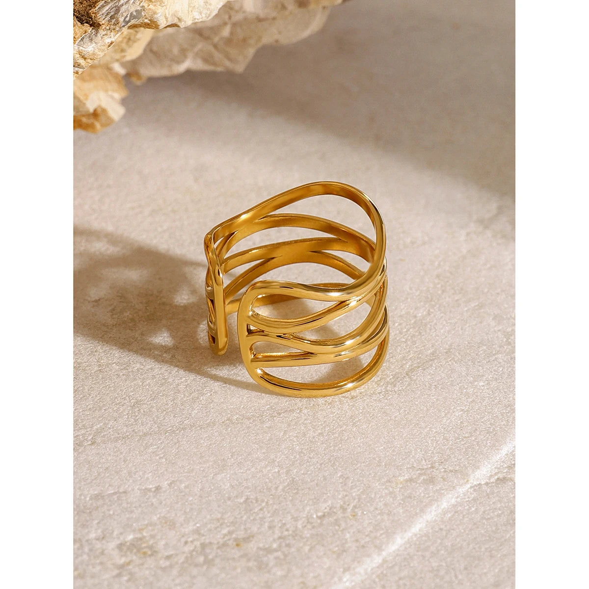 Anillo abierto minimalista Uworld en acero inoxidable con baño oro 18K