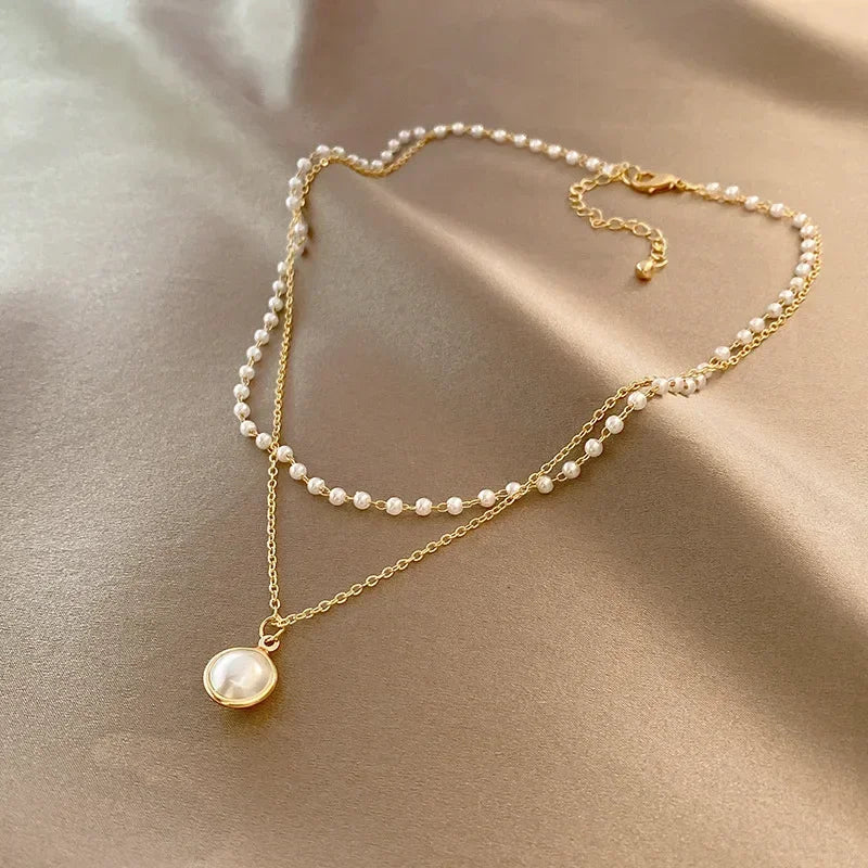 Collar doble capa con perlas y cuentas doradas estilo Kpop para mujer 2025