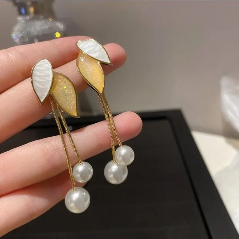Pendientes Elegantes con Perlas y Borlas Hoja Mujer Moda 2023