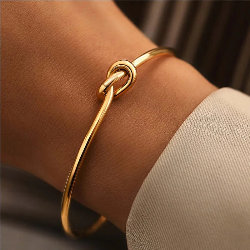 Pulsera Esclava Acero Inoxidable Chapada en Oro 18K