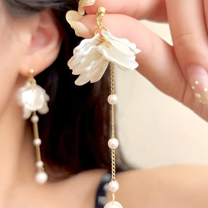 Pendientes con perla simulada y borla elegante en plata 925 para mujer